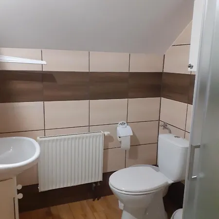 Gospodarstwo agroturystyczne Pod Złotą Wiechą *